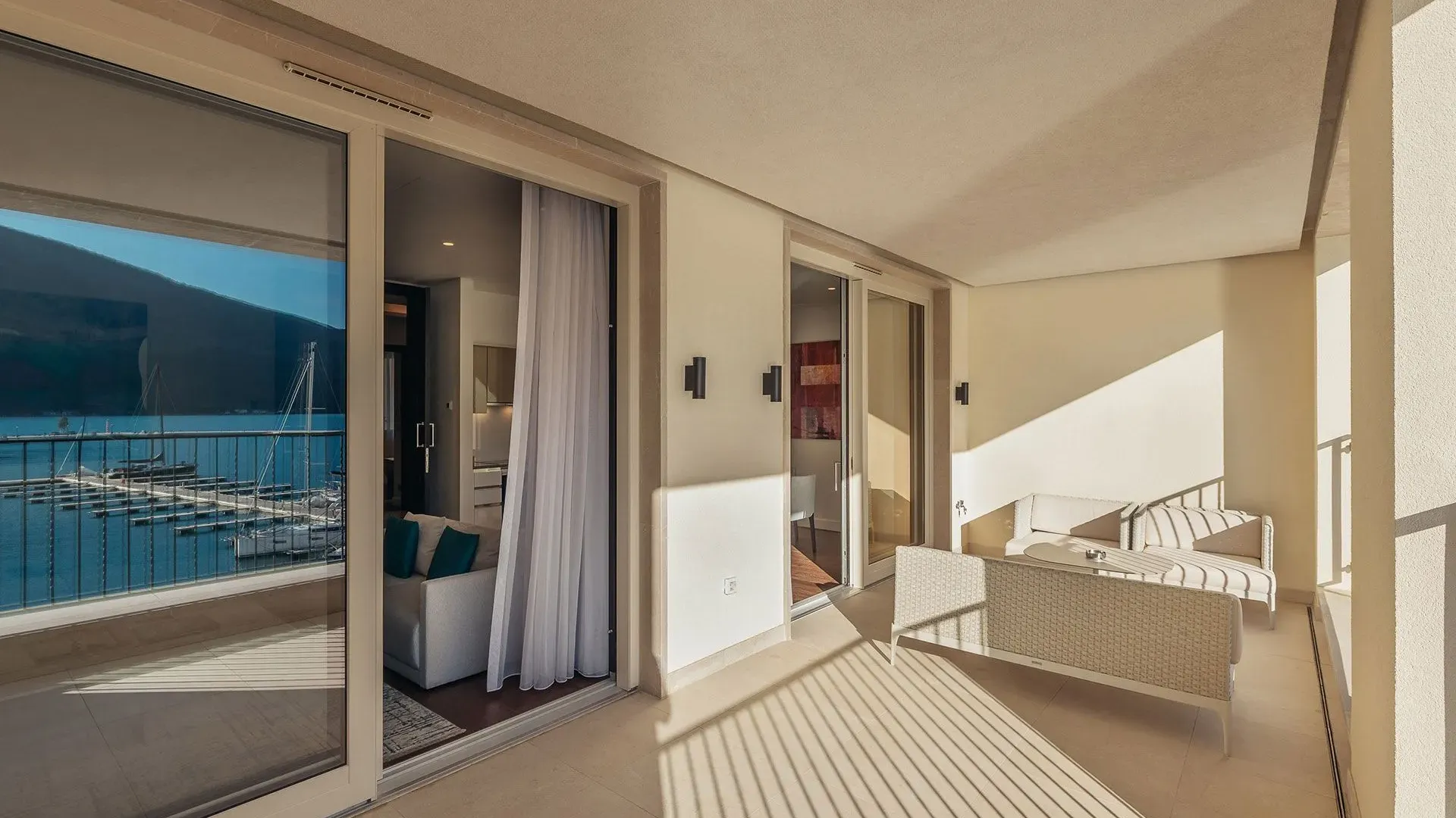 Prodaja, dvosoban stan, 120m², Portonovi, Herceg Novi