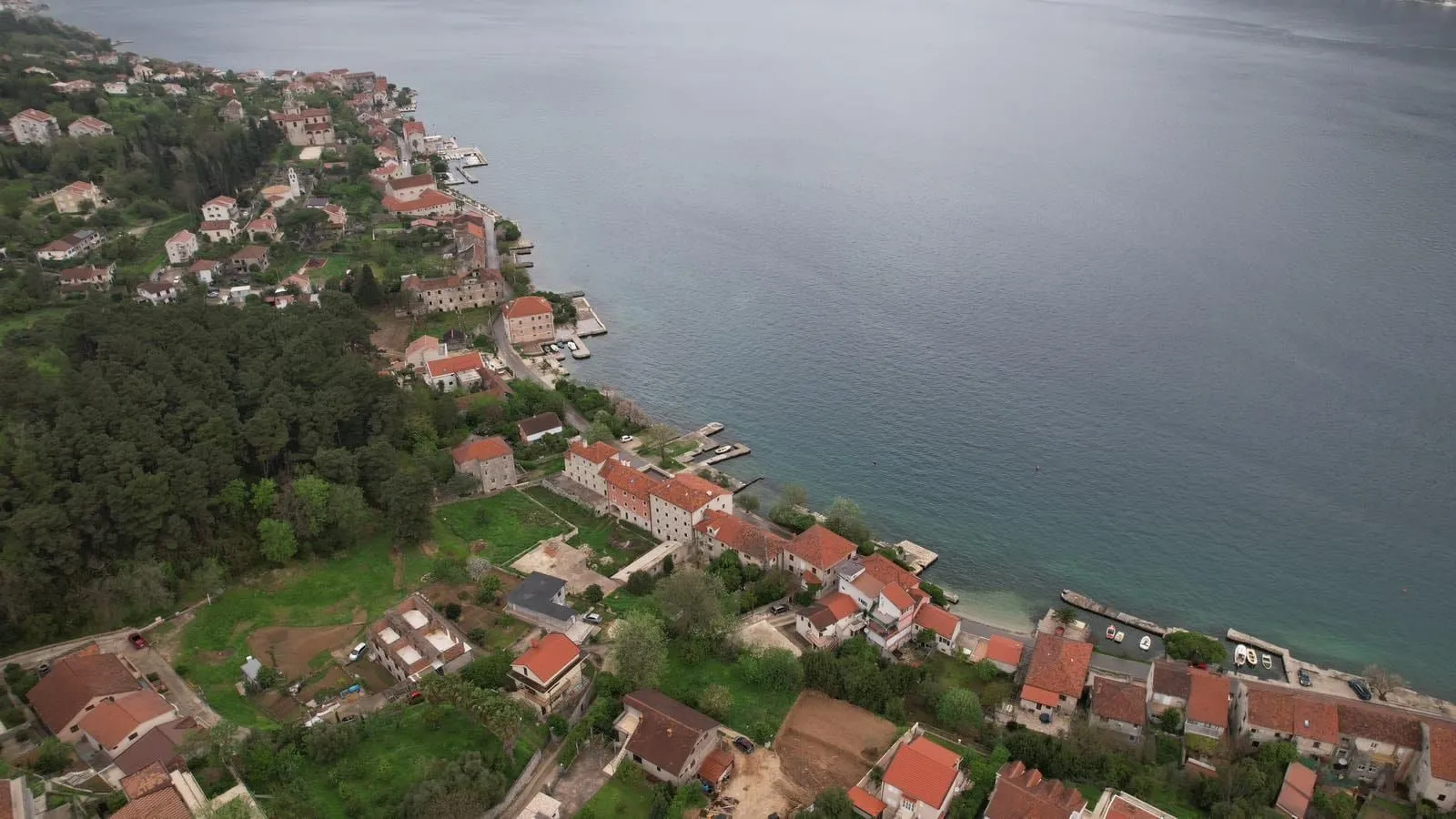 Prodaja, plac, 585m², Prčanj, Kotor