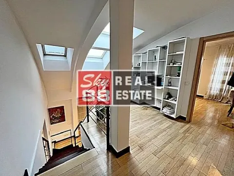 Prodaja, četvorosoban stan, 130m², Vračar Hram, Vračar Sve Podlokacije - image 15