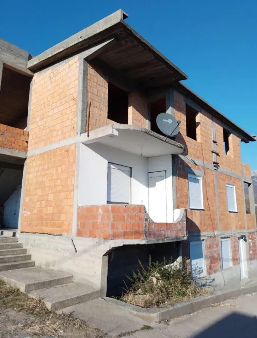Prodaja,  kuća, 187m2, Ilino, Bar