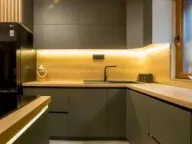 Izdavanje, trosoban stan, 150m², Muo, Kotor - image 5