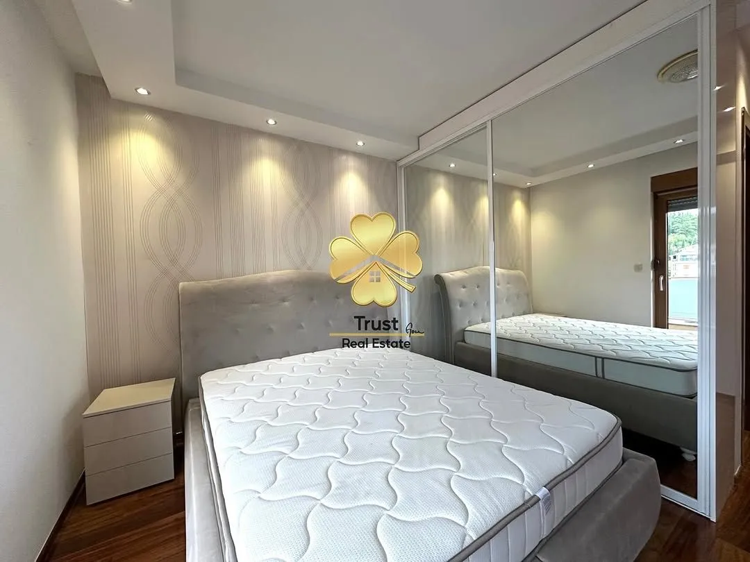 Rent, four bedroom apartment, 130m², Centar, Podgorica