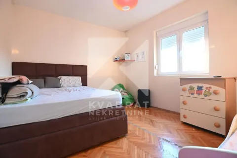 Prodaja, kuća, 276m², Masline, Podgorica - image 8
