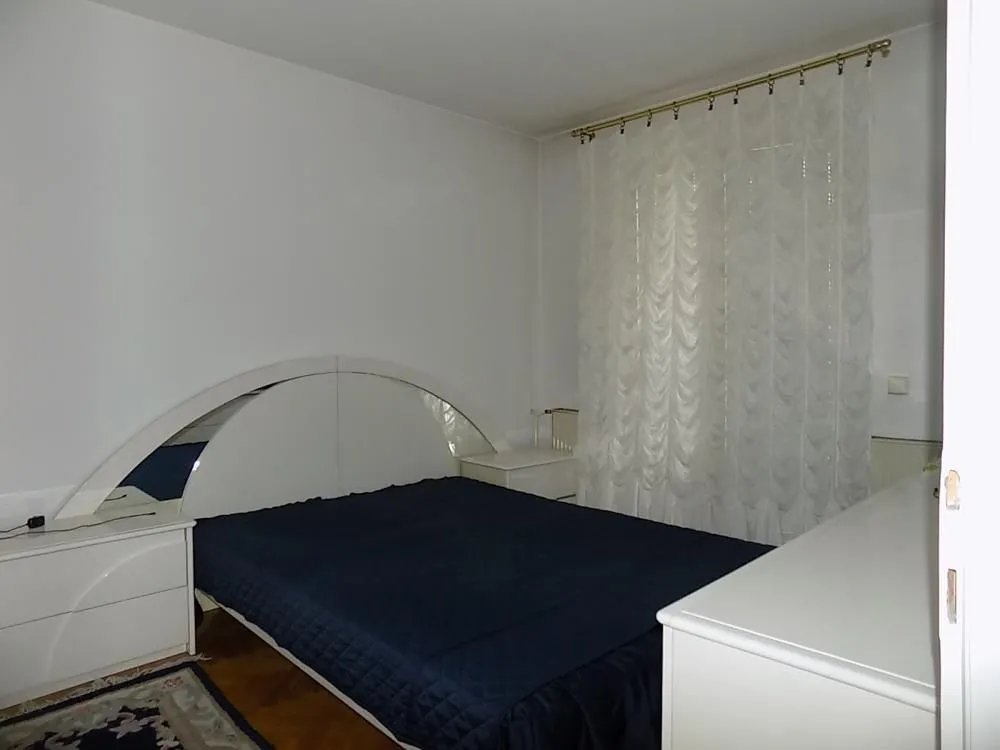 Prodaja, trosoban stan, 118m², Centar, Jagodina
