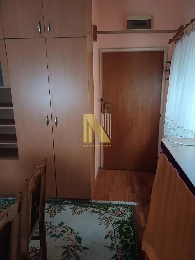 Prodaja, garsonjera, 21m², Salajka, Novi Sad Sve Podlokacije