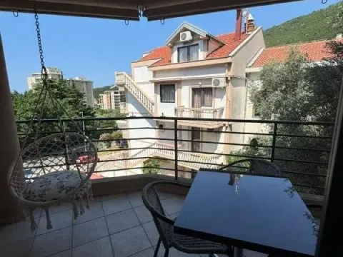 Sale, one bedroom apartment, 68m², Petrovac, Budva - image 10