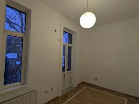 Izdavanje, četvorosoban stan, 80m², Stari Grad, Beograd - image 9