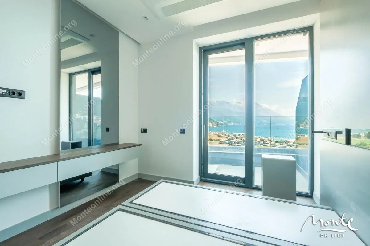 Sale, one bedroom apartment, 49m², Bečići, Budva