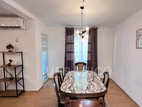 Izdavanje, dvosoban stan, 100m², Tološi, Podgorica - image 3