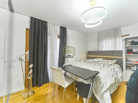 Prodaja, trosoban stan, 120m², Tološi, Podgorica - image 11