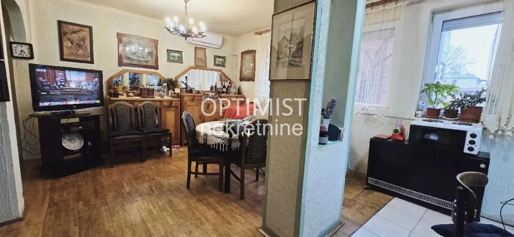 Sale, three bedroom apartment, 64m², Karaburma, Palilula Sve Podlokacije