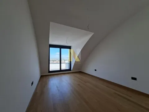 Prodaja, stan, 136m², Grbavica, Novi Sad Sve Podlokacije - image 10