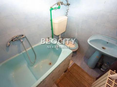 Sale, house, 194m², Leštane, Grocka - image 8