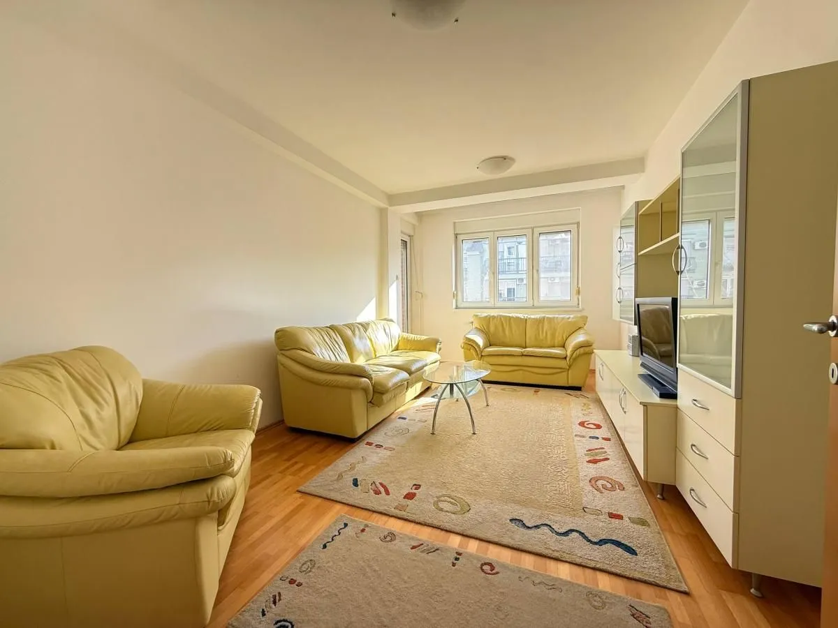 Prodaja, stan, 63m², Grbavica, Novi Sad Sve Podlokacije