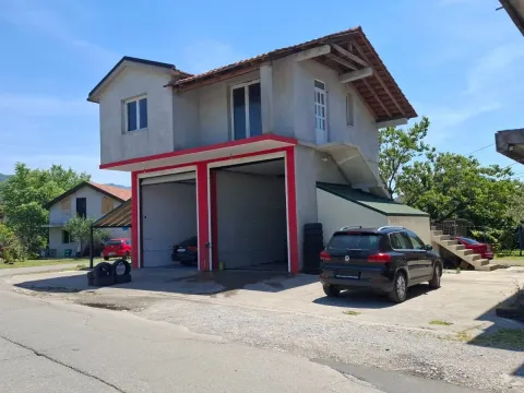 Rent, parking/garage, 100m², Zagorič, Podgorica - image 2