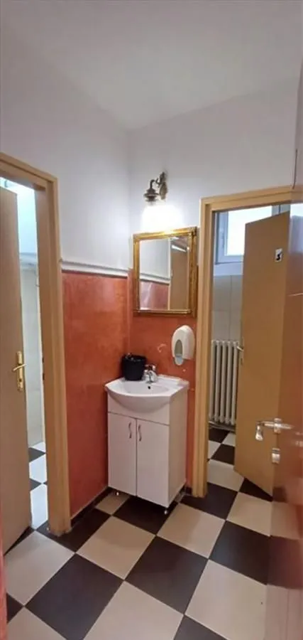 Rent, office space, 154m², Vračar Sve Podlokacije, Beograd