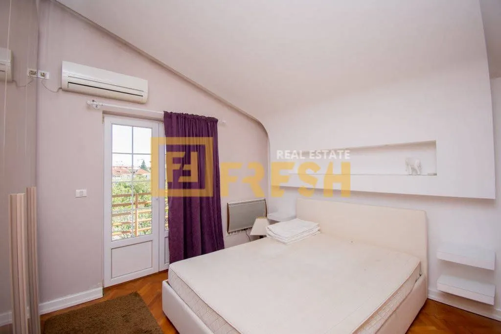 Rent, house, 320m², Gornja Gorica, Podgorica