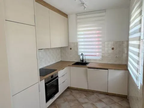 Sale, two bedroom apartment, 54m², Lastva Grbaljska, Kotor - image 3