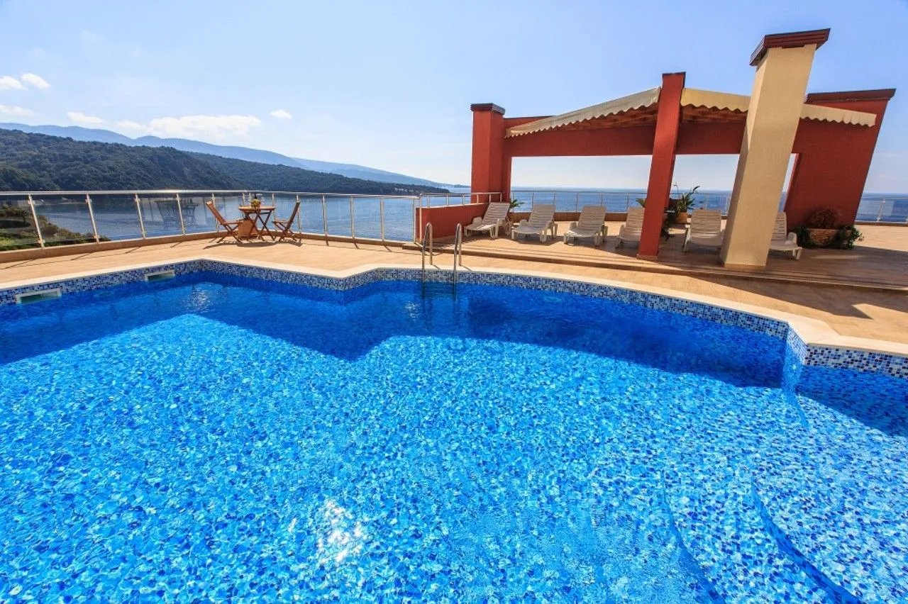 Prodaja, stan, 75m², Dobra Voda, Bar