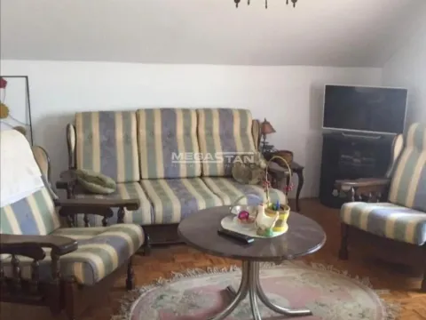 Prodaja, kuća, 220m², Krnjaca, Palilula Sve Podlokacije - image 3