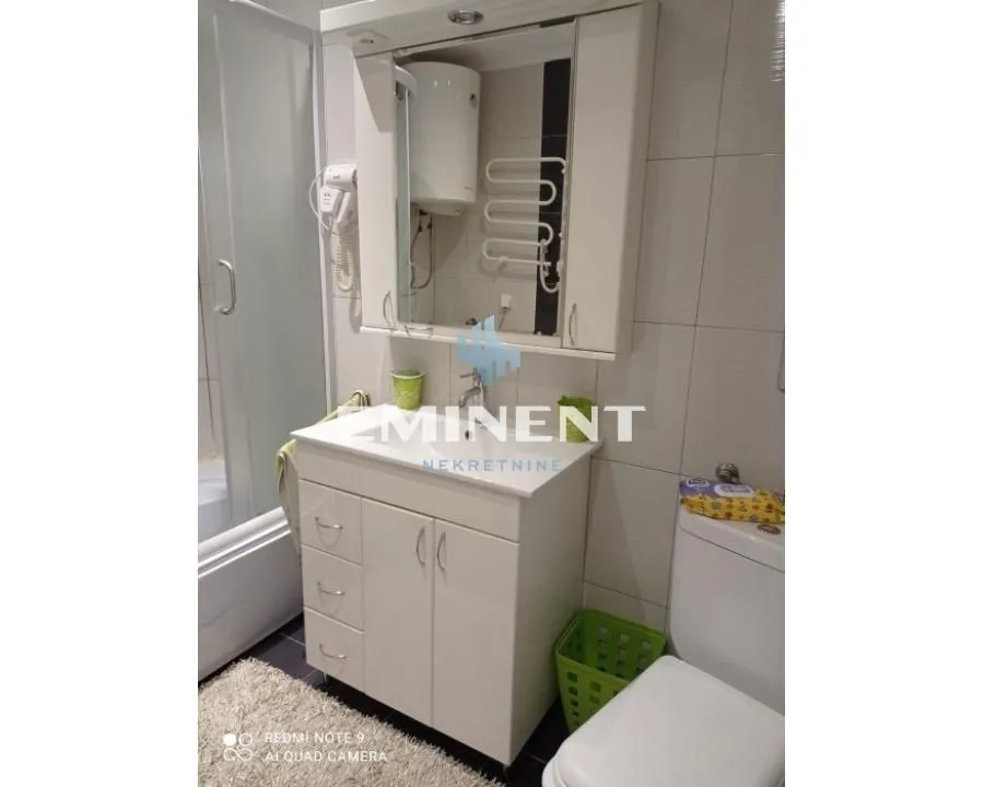Sale, three bedroom apartment, 133m², Uciteljsko Naselje, Zvezdara Sve Podlokacije