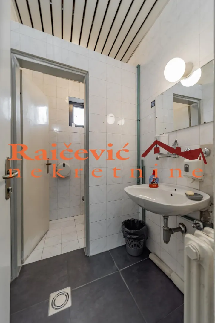 Rent, office space, 273m², Banovo Brdo, Beograd