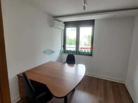 Rent, three bedroom apartment, 90m², Bulevar Evrope, Novi Sad Sve Podlokacije - image 8