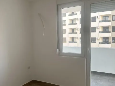 Sale, two bedroom apartment, 49m², Pantelej, Niš - image 7