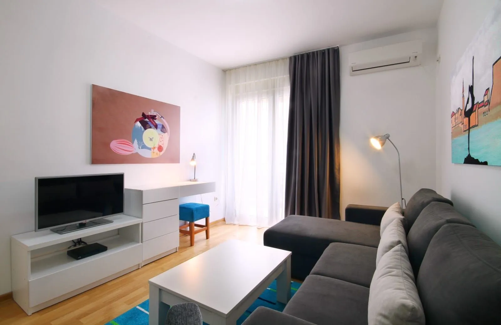 Rent, two bedroom apartment, 46m², Centar, Budva