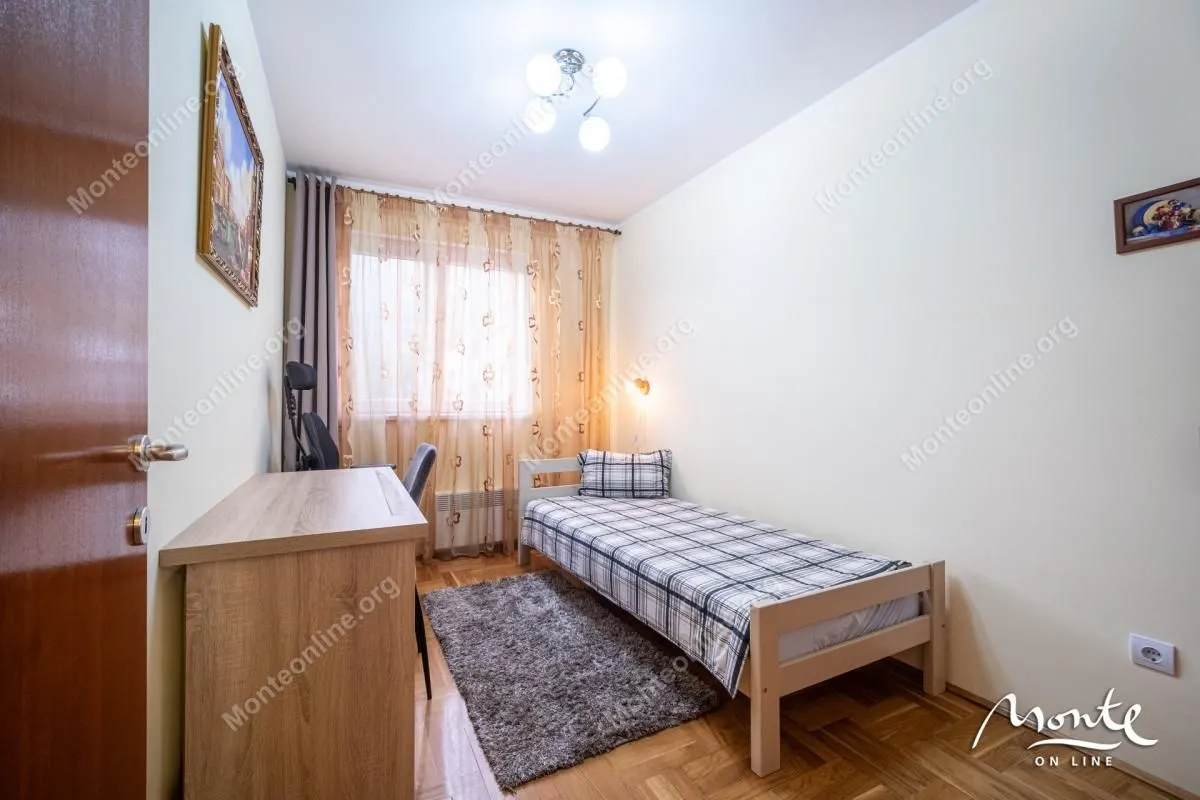 Prodaja, dvosoban stan, 55m², Bečići, Budva
