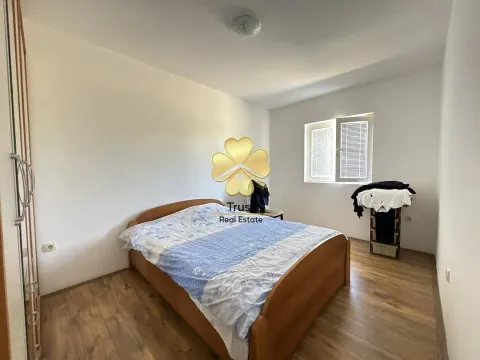 Prodaja, kuća, 310m², Gornja Gorica, Podgorica - image 11