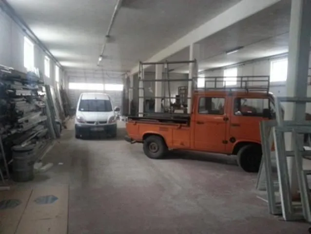 Rent, office space, 550m², Altina, Beograd