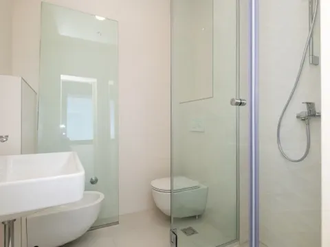 Prodaja, trosoban stan, 95m², Gornja Gorica, Podgorica - image 13