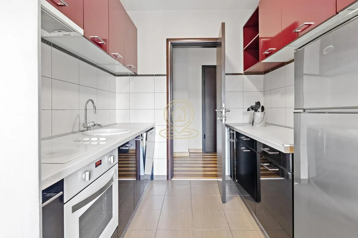 Izdavanje, dvosoban stan, 64m², Savski Venac, Beograd