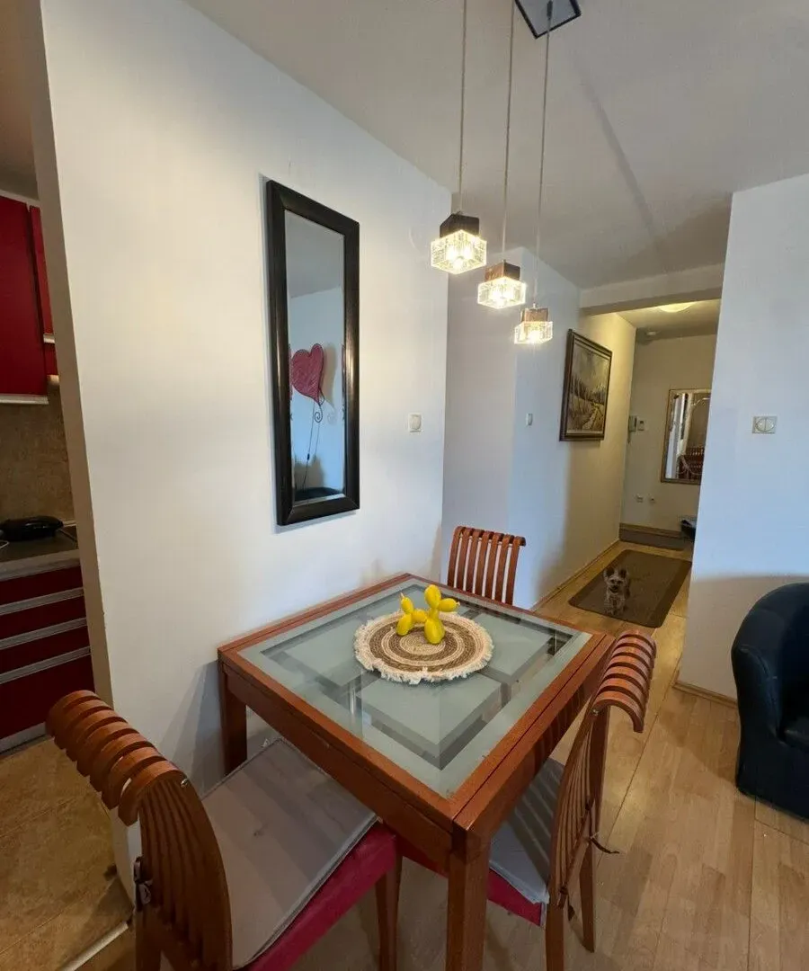 Rent, one bedroom apartment, 55m², Centar, Budva