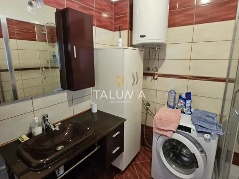 Izdavanje, kuća, 210m², Masline, Podgorica - image 10