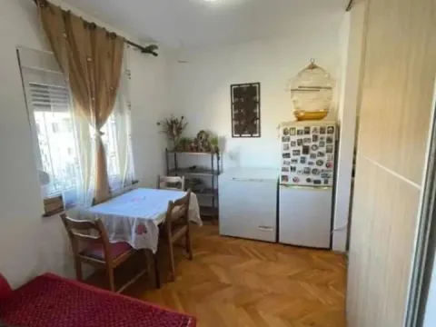 Prodaja, jednosoban stan, 61m², Stari Aerodrom, Podgorica - image 5