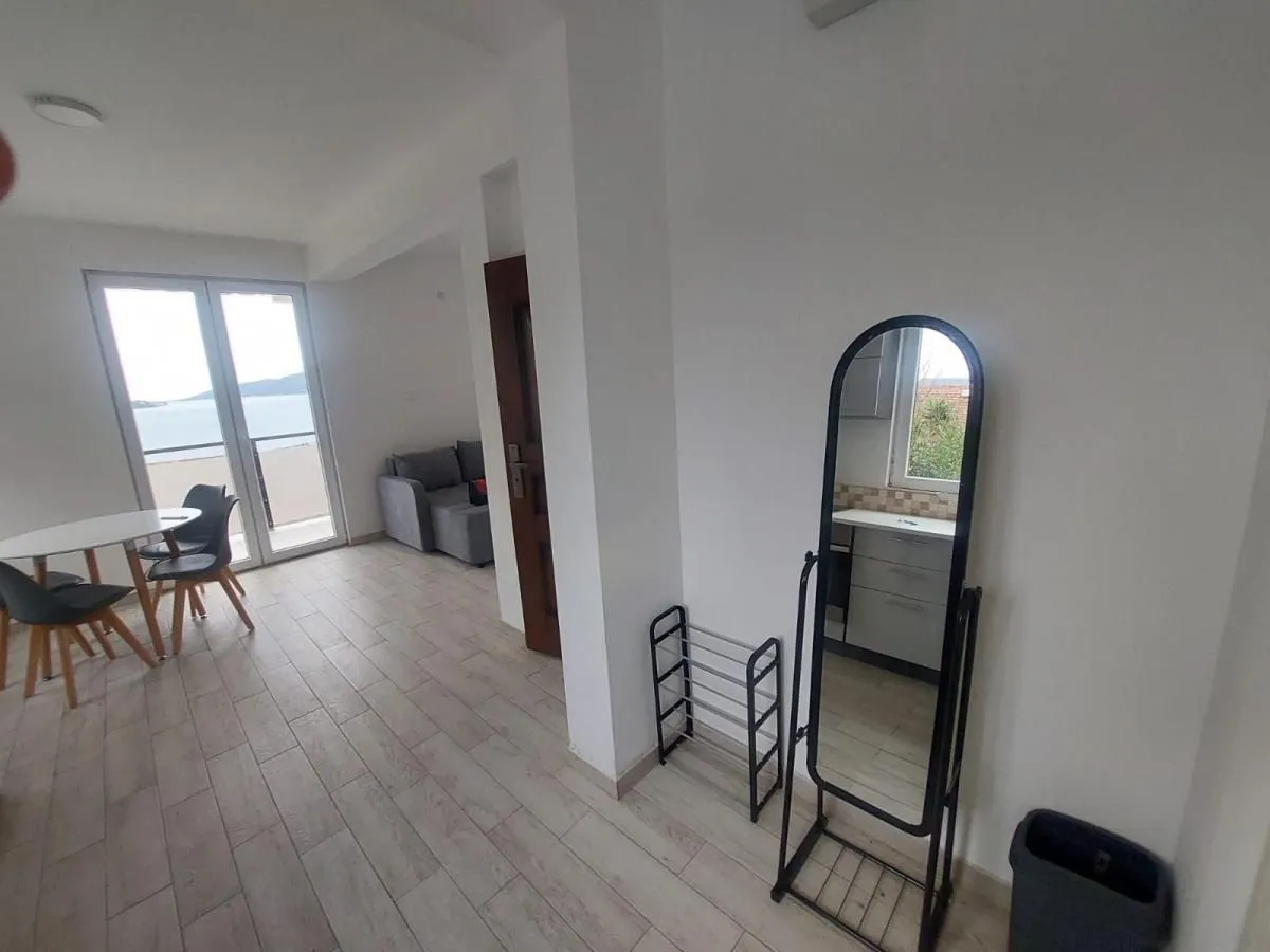 Prodaja, jednosoban stan, 52m², Kumbor, Herceg Novi