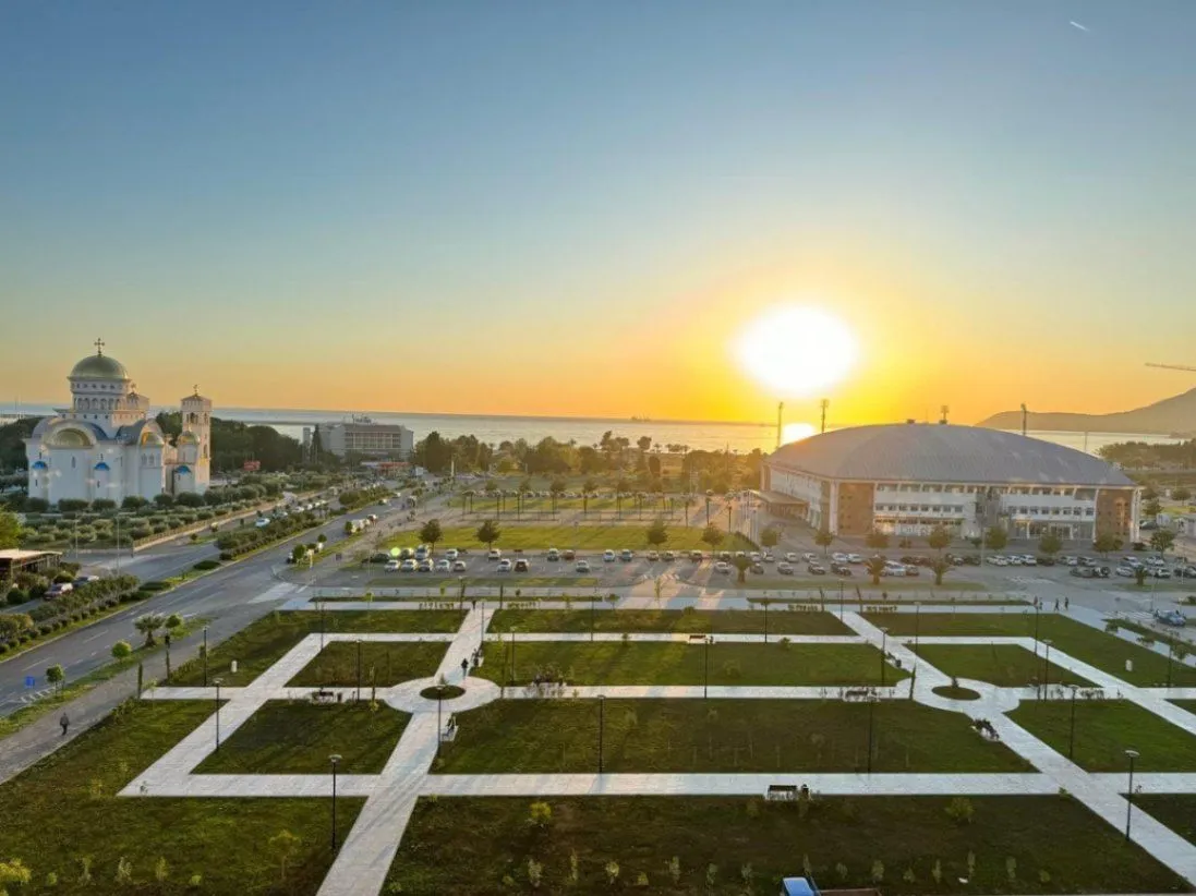 Sale, four bedroom apartment, 85m², Soho City, Bar