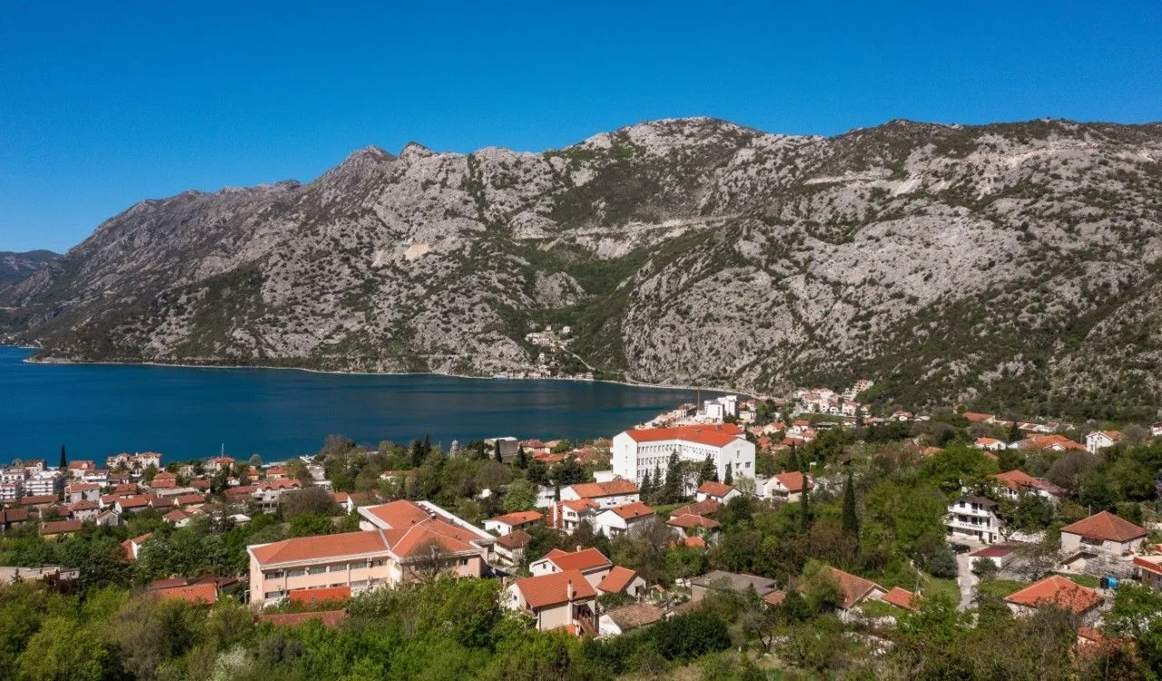 Prodaja, plac, 12941m², Risan, Kotor