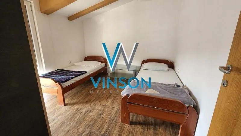 Izdavanje, trosoban stan, 100m², Petrovaradin, Novi Sad