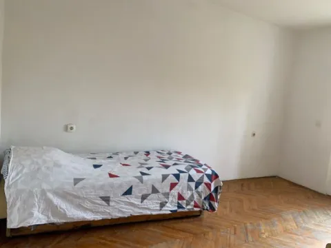 Izdavanje, trosoban stan, 56m², Bar, Crna Gora - image 9