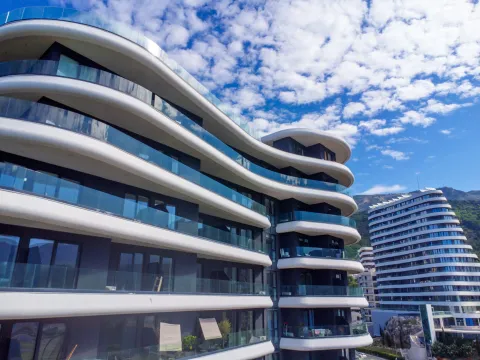Prodaja, dvosoban stan, 149m², Bečići, Budva - image 2