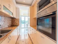 Prodaja, kuća, 270m², Reževići, Budva - image 9