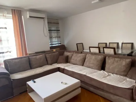 Rent, two bedroom apartment, 92m², Budva, Crna Gora - image 20