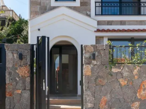 Sale, one bedroom apartment, 62m², Radovići, Tivat - image 9