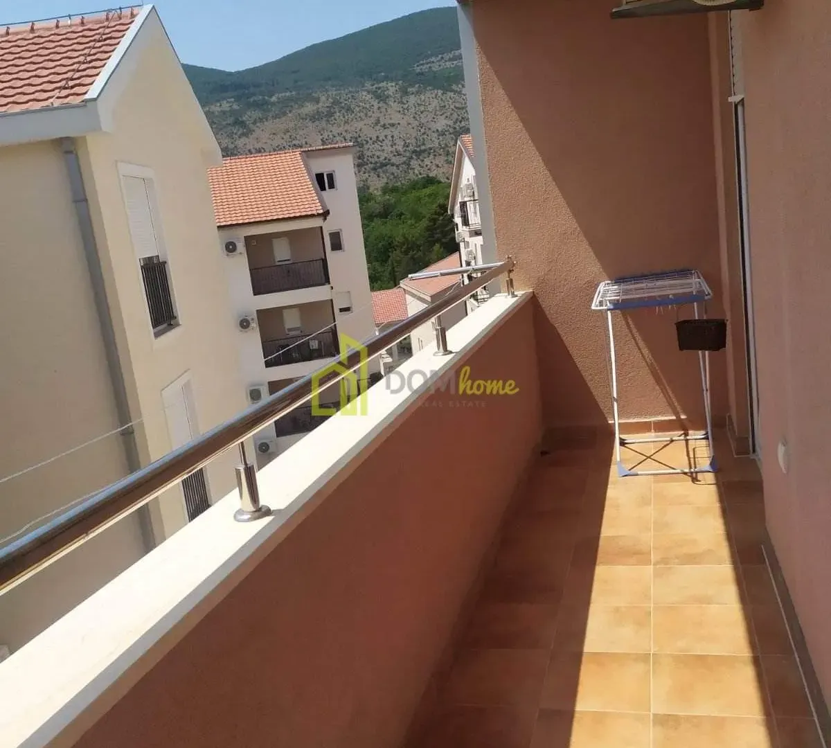 Izdavanje, dvosoban stan, 55m², Igalo, Herceg Novi