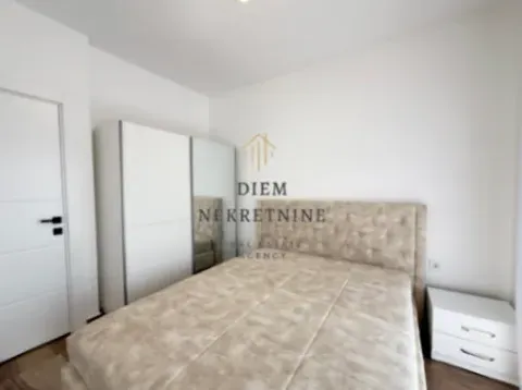 Izdavanje, dvosoban stan, 76m², Central Point, Podgorica - image 6