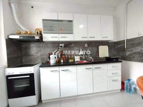 Prodaja, trosoban stan, 72m², Lazarevo, Zrenjanin - image 7