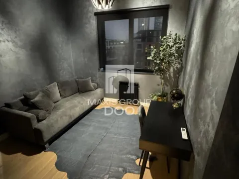 Izdavanje, trosoban stan, 80m², Savski Venac, Beograd - image 12